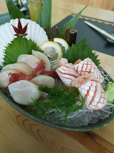 Opinii despre Hashi Japanese Restaurant & Izakaya în Hadyai - การบริการอาหารและที่พัก