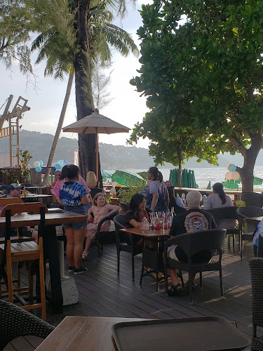 15, 17 ถ. ทวีวงศ์ ตำบลป่าตอง อำเภอกะทู้ ภูเก็ต 83150