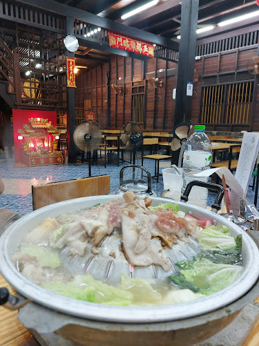 เหล่าเต๊ง หมูกระทะ - อำเภอเมืองสระแก้ว