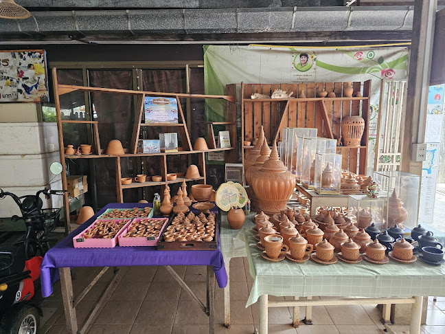 Comentarii opinii despre ร้านข้าวแช่แม่ทองเติม Kow Chae Mae Thong Term