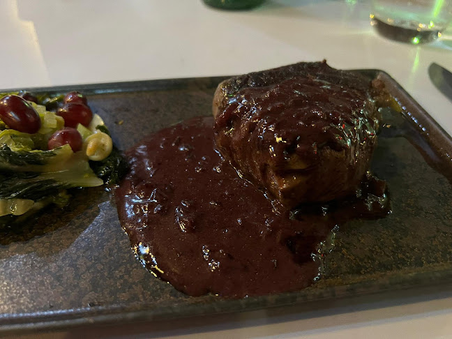 Alter Ego - การบริการอาหารและที่พัก