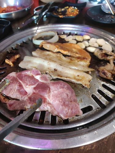 Opinii despre Buta Yakiniku în อำเภอปากเกร็ด - การบริการอาหารและที่พัก