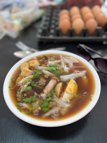 Opinii despre เฮียตี๋ ก๋วยเตี๋ยว & ก๋วยจั๊บ รสเด็ด วัดสระบัวเกลื่อน în อำเภอเมืองนครราชสีมา - การบริการอาหารและที่พัก