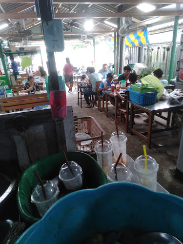 Opinii despre ขนมจีนพี่พร หน้าวัดราไวย์ în เมือง - การบริการอาหารและที่พัก