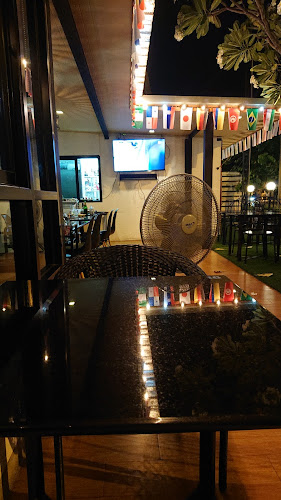 เปี่ยมรักรีสอร์ท - เมือง