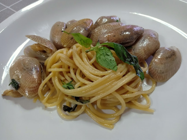 12 ซอย 1 บ้านทุ่งรี ตำบล คอหงส์ อำเภอหาดใหญ่ สงขลา 90110