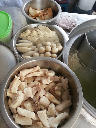 ร้านก๋วยเตี๋ยวป.ปลากะพงทอง