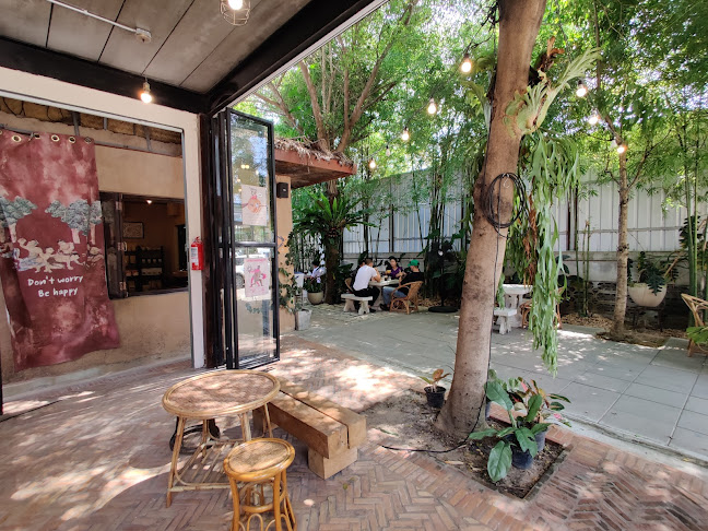 Comentarii opinii despre Saereesook ร้านกาแฟ เสรีสุข