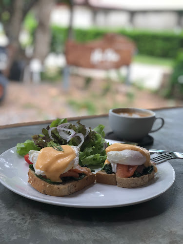 Comentarii opinii despre Khao Phra Cafe & Eatery