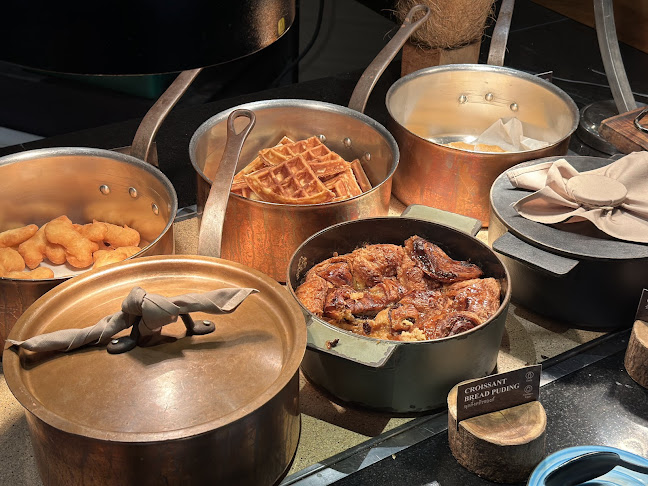 Pinto Restaurant - การบริการอาหารและที่พัก