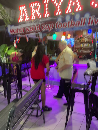 Ariya bar and coffee - อำเภอบางละมุง