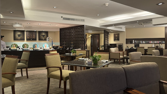 R7QW+VR9 ตำบล กะรน อำเภอเมืองภูเก็ต ภูเก็ต 83100