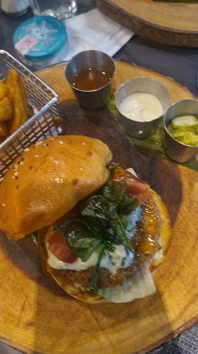 Opinii despre Two Chefs Kata Beach în อำเภอเมืองภูเก็ต - การบริการอาหารและที่พัก