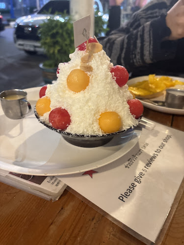 WANLAMUN & EGG E EGG @OLD TOWN thai dessert & chicken rice & thai food - เมือง