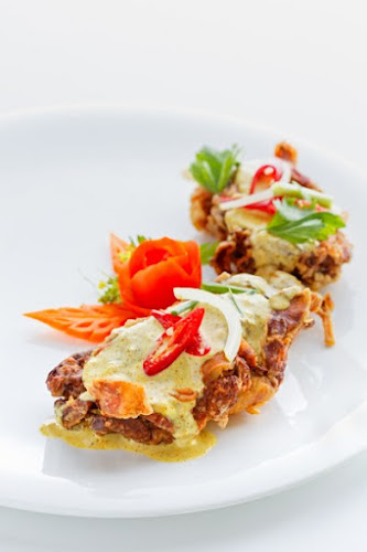 10 Kata Noi Road, Moo 2, ตำบล กะรน อำเภอเมืองภูเก็ต ภูเก็ต 83100