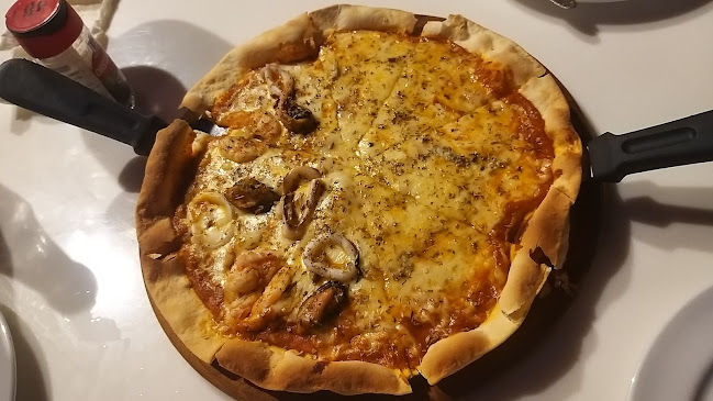 Opinii despre Chocolate Factory Pattaya Parking în อำเภอบางละมุง - การบริการอาหารและที่พัก