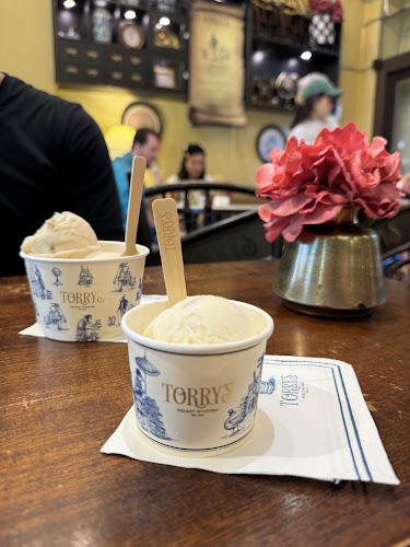 Opinii despre ทอรี่ ไอศกรีม în อำเภอเมืองภูเก็ต - การบริการอาหารและที่พัก