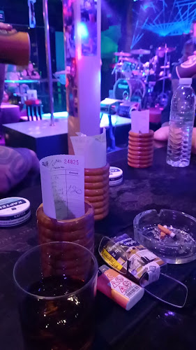 Take Care Bar - การบริการอาหารและที่พัก