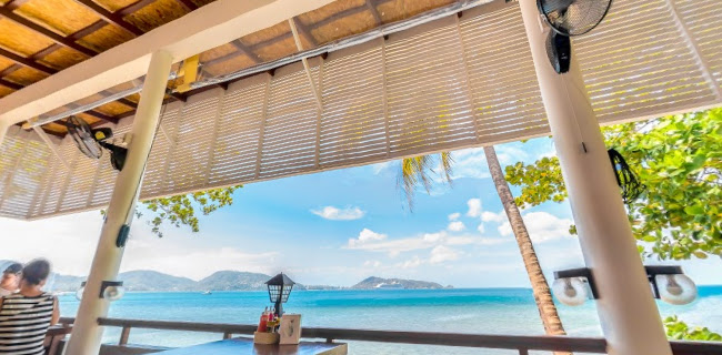 Opinii despre Pantai Seaview Restaurant Halal Food în อำเภอกะทู้ - การบริการอาหารและที่พัก