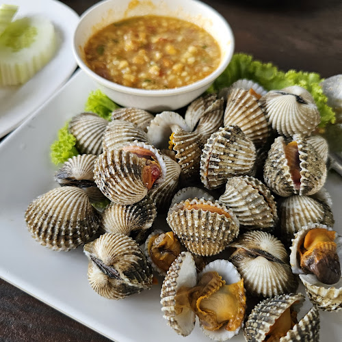 แหลมเจริญ ซีฟู้ด ระยอง