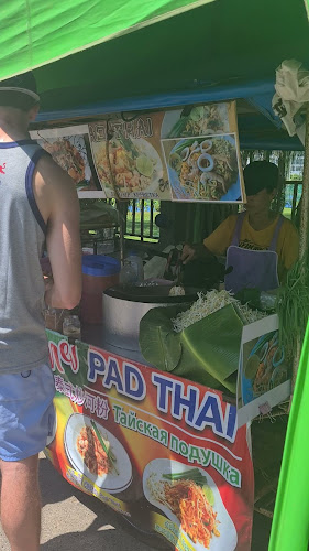 Opinii despre Kata Beach Day Market în อำเภอเมืองภูเก็ต - การบริการอาหารและที่พัก