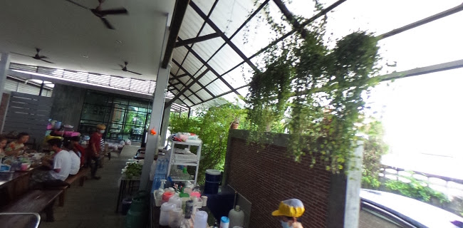 Opinii despre ขนมจีนจี้ลิ่ว บ๊ะจ่างภูเก็ต în อำเภอถลาง - การบริการอาหารและที่พัก