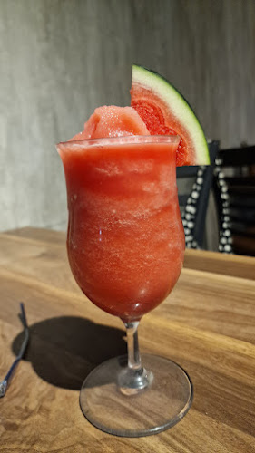 183 2-4 ถนนเลียบชายหาด เมืองพัทยา อำเภอบางละมุง ชลบุรี 20150