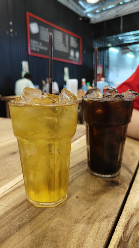 Comentarii opinii despre ก๋วยเตี๋ยวต้มยำหมูชากังราว