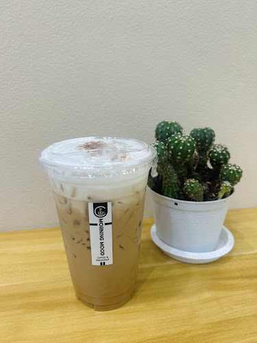 Morning Mood Cafe Phuket - การบริการอาหารและที่พัก