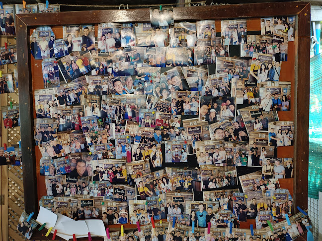 ริมระเบียง คาเฟ่ - การบริการอาหารและที่พัก