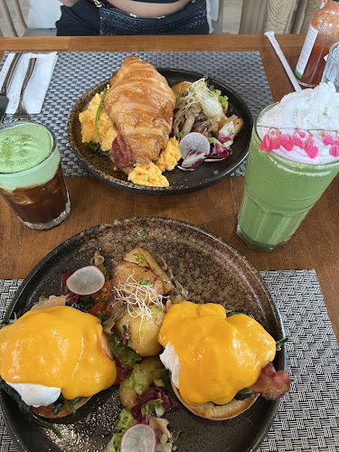 Comentarii opinii despre Hern Coffee and Bistro