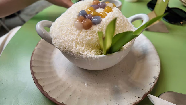 Opinii despre Cheevit Cheeva Phuket în อำเภอเมืองภูเก็ต - การบริการอาหารและที่พัก