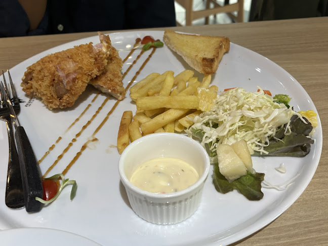 229 ถนน ศรีภูวนารถ ตำบล คอหงส์ อำเภอหาดใหญ่ สงขลา 90110