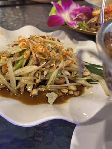 ครัวสวนสน โคราช​ &​ คาราโอเกะ​ ใหม่