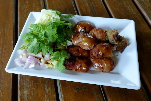 ครัวสวนปลา รีสอร์ท แอนด์ เรสเตอรองก์ - อำเภอเมืองอุบลราชธานี