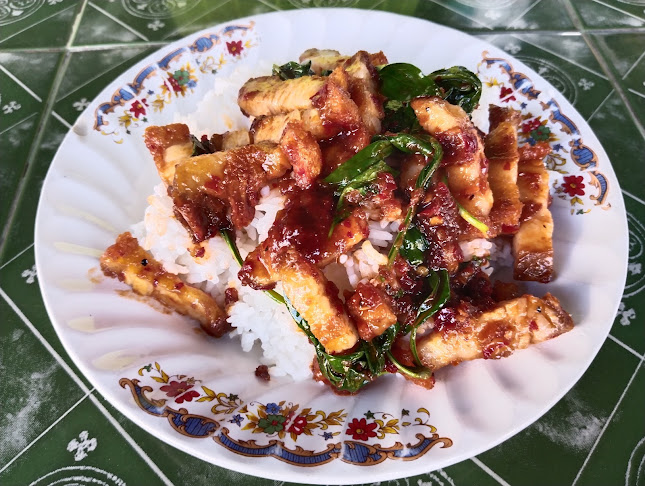 Comentarii opinii despre ป้าน้อย อาหารตามสั่ง