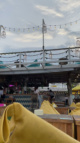Opinii despre Tappia Floating Cafe Pattaya în อำเภอบางละมุง - การบริการอาหารและที่พัก