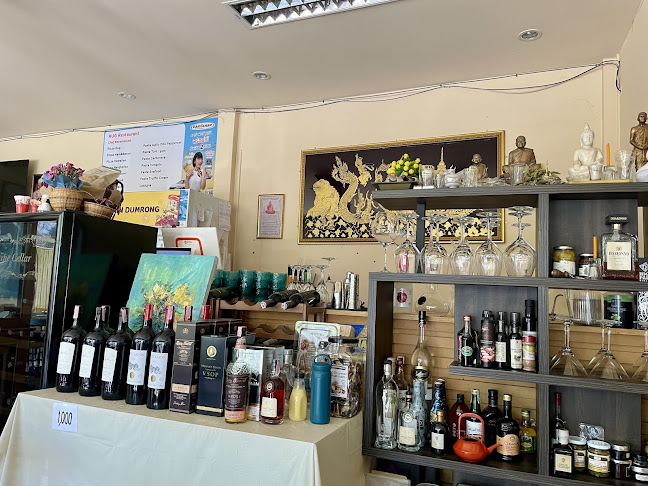 Opinii despre Hug Restaurant în อำเภอเมืองยโสธร - การบริการอาหารและที่พัก