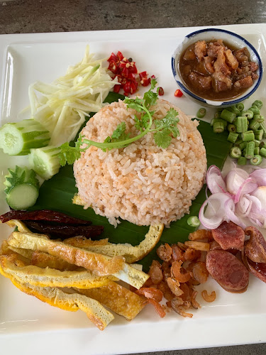 ร้านชมสวน ติ่มซำ อาหารเช้าพัทยา - การบริการอาหารและที่พัก