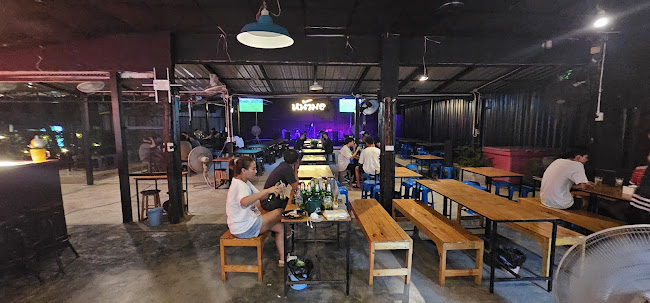 หน้ามอบาร์ - การบริการอาหารและที่พัก