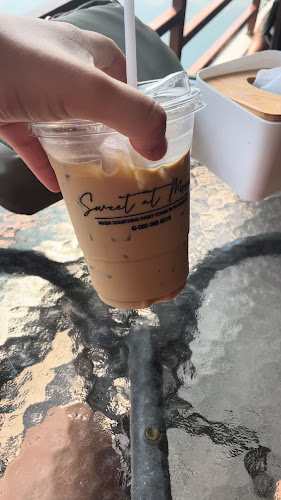 Comentarii opinii despre Sweet at moon