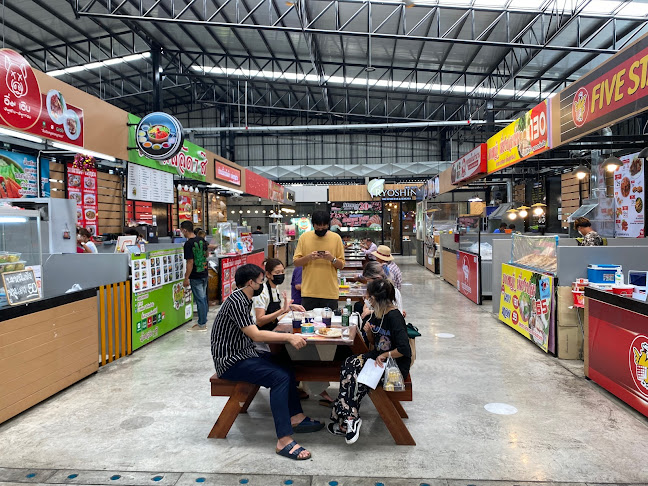 Opinii despre ตลาดต้นสัก สนามบินน้ำ นนทบุรี în อำเภอเมืองนนทบุรี - การบริการอาหารและที่พัก