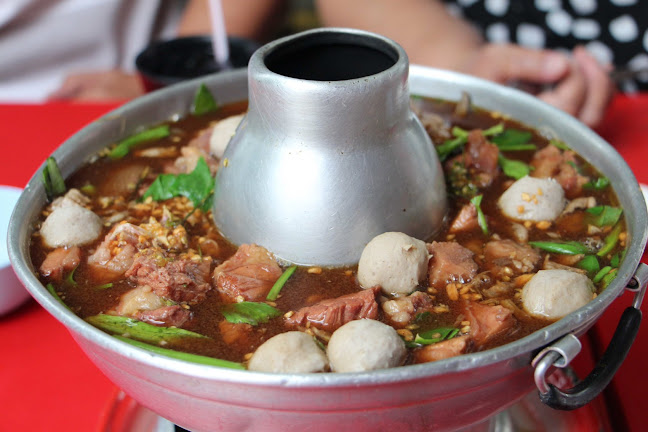 ร้านเนื้อกะเตี๋ยว กระเพราป่า - อำเภอเมืองนครราชสีมา