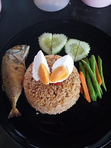 ร้านก๋วยเตี๋ยวไก่​ เนื้อ​ ตุ๋น​ HALAL FOOD สาขา 2 ตลาดแหลมดิน​ @samui - อำเภอเกาะสมุย