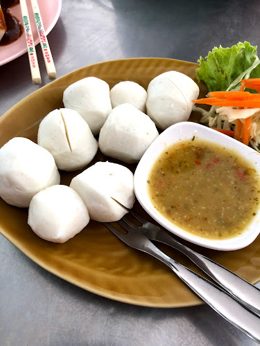 ลกเที้ยน ศูนย์รวมอาหารพื้นเมืองภูเก็ต - อำเภอเมืองภูเก็ต