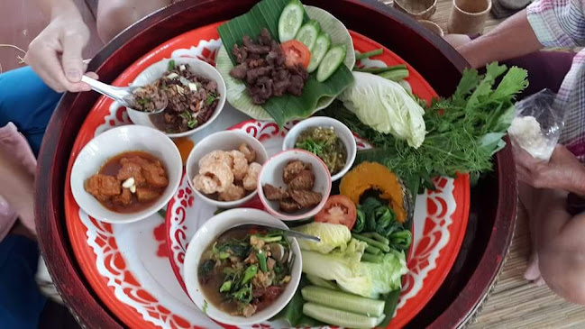 เฮือนคำ ก๋าแฟ ๒๕๕๙ - การบริการอาหารและที่พัก