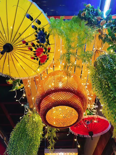 Opinii despre Jolly`s Hotel & Restaurant în อำเภอบางละมุง - การบริการอาหารและที่พัก