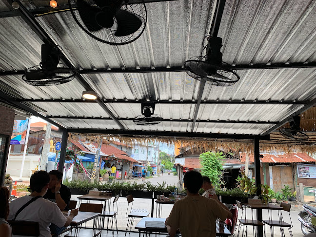 Tiew Pai Deng - อำเภอบางละมุง