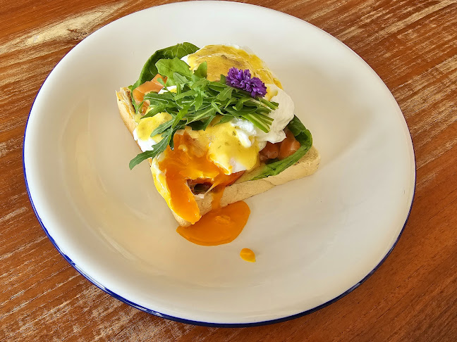 Les Palm De' Cafe' - การบริการอาหารและที่พัก