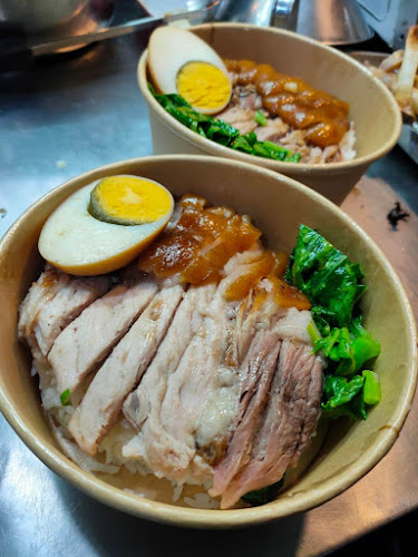 Comentarii opinii despre ข้าวขาหมูเจ้หมวย (ปากซอยรังสิต-นครนายก 65)